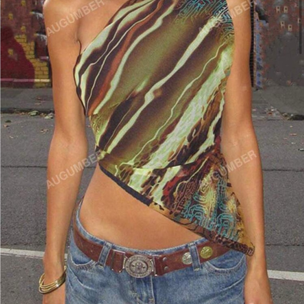 SHEIN Asymmetrical Top